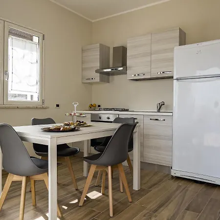 Athena Appartement *